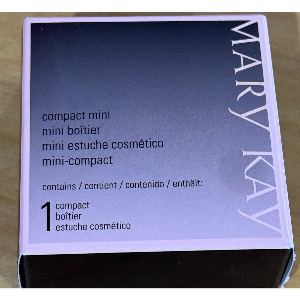 New IN Package!  Mary Kay compact mini unfilled
